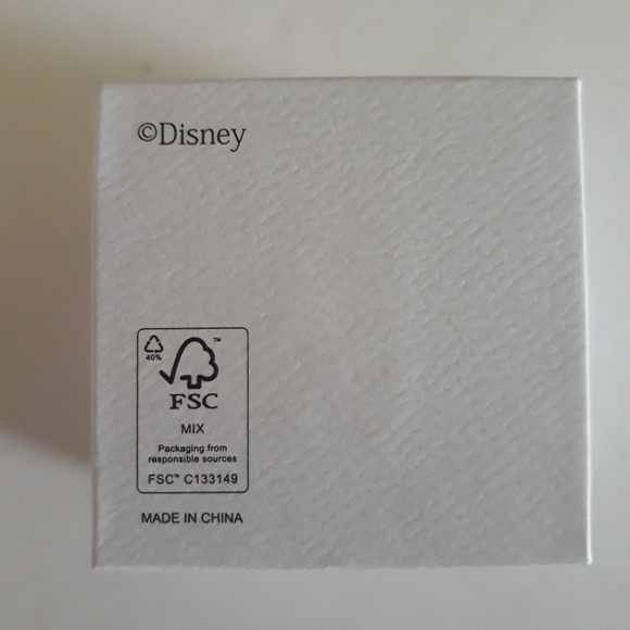 (New) Pandora Disney Charm / Ring Box - Picture 3 of 3
